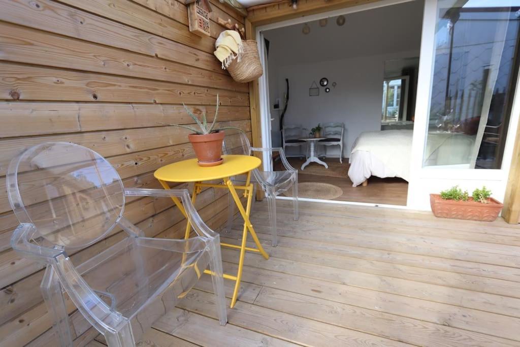 Le Cabanon Du Cachalot Bed and Breakfast Sangatte Exteriör bild